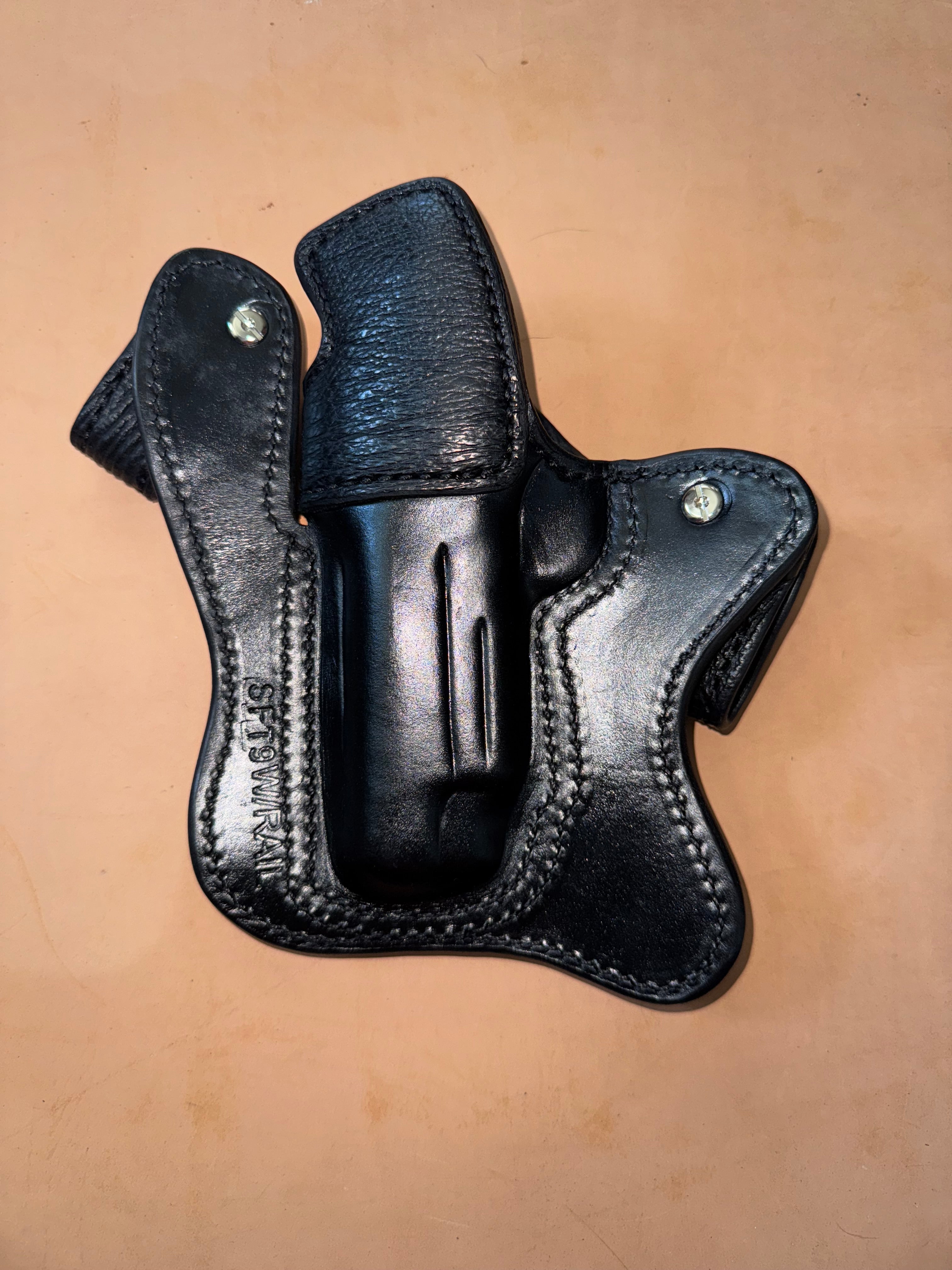 SFT9 with Rail Pinnacle Holster | Palmetto Leather