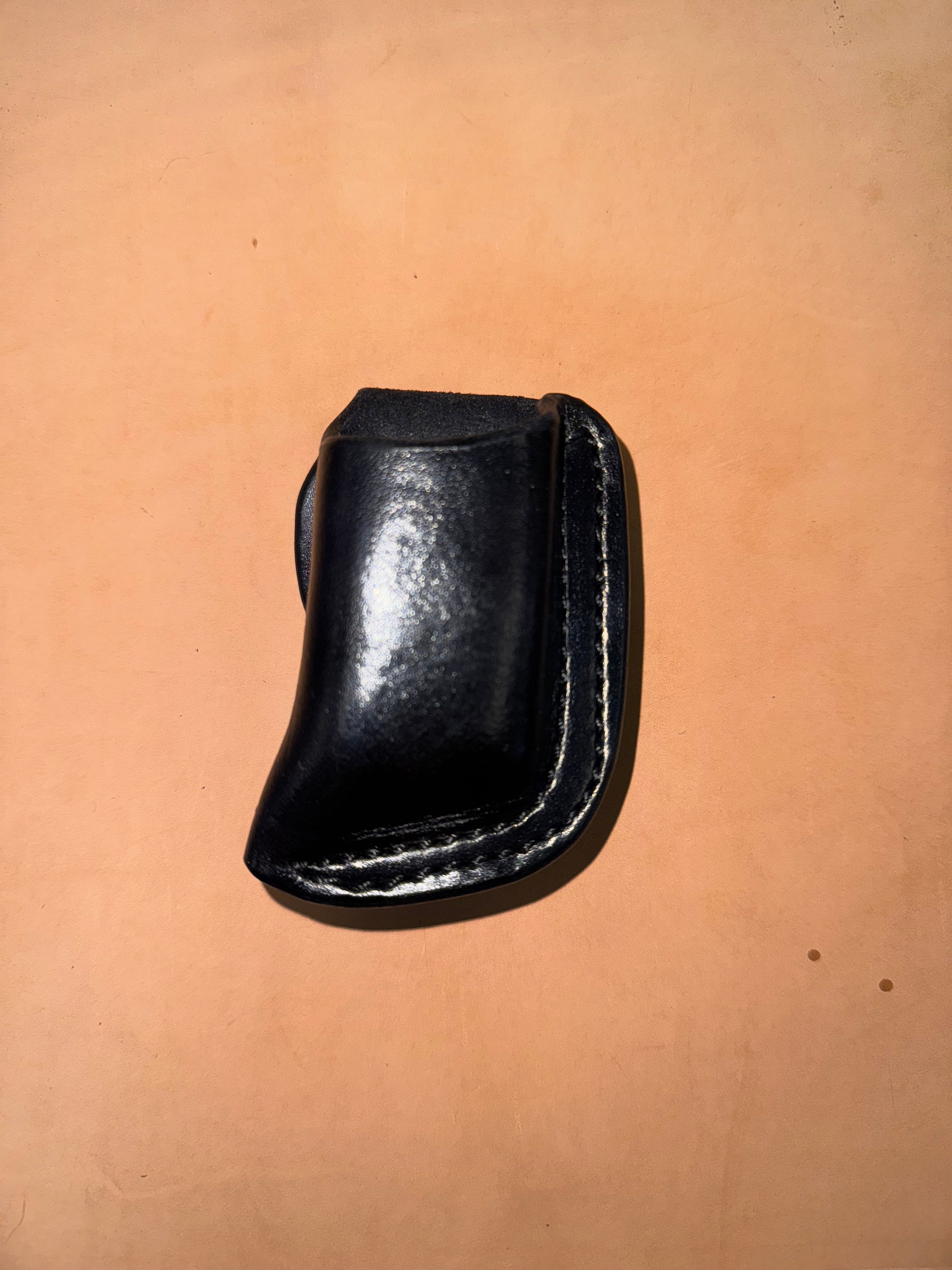 Hellcat Magazine Carrier | Palmetto Leather